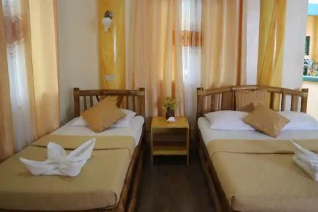 Hotel La Isla Bonita And 3*